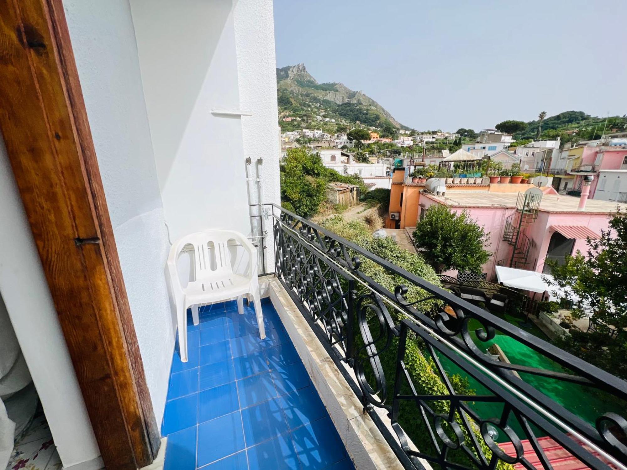 Villa Thomas Bb Conduzione Familiare Forio di Ischia Δωμάτιο φωτογραφία