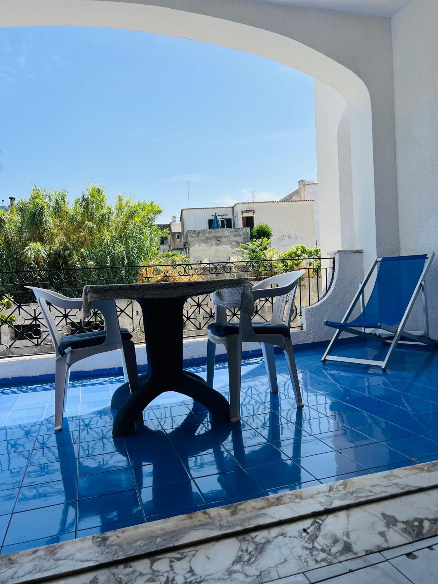 Villa Thomas Bb Conduzione Familiare Forio di Ischia Δωμάτιο φωτογραφία