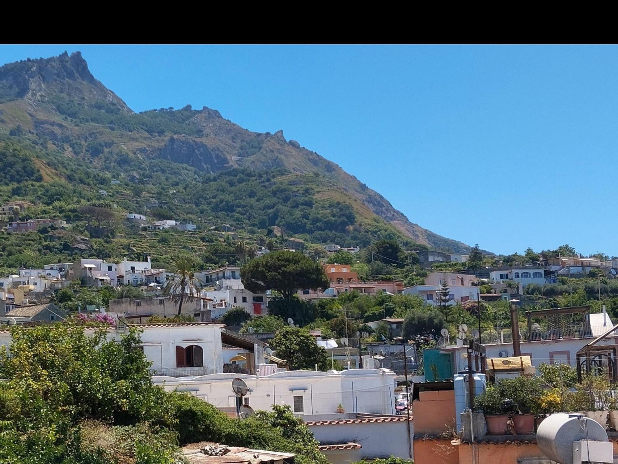 Villa Thomas Bb Conduzione Familiare Forio di Ischia Εξωτερικό φωτογραφία